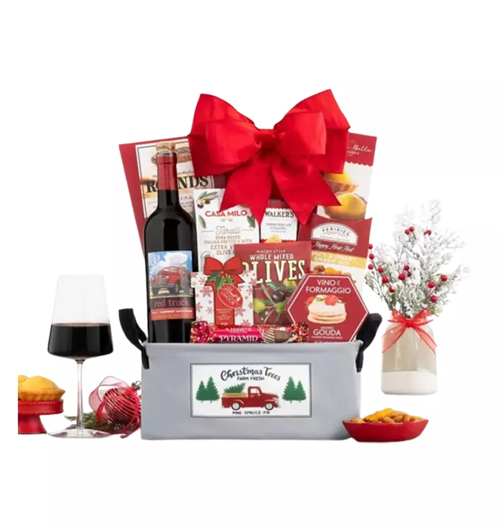 Gourmet Cheese Crackers and Wine